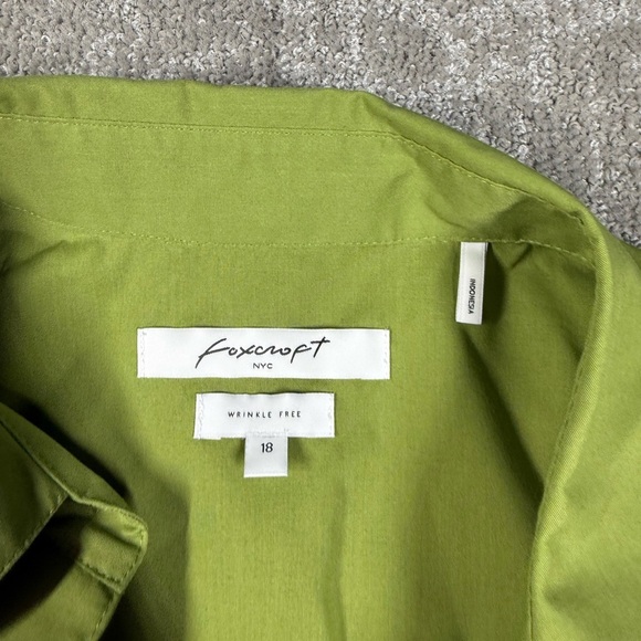 Foxcroft Green Wrinkle Free Button Down Crop Wide Sleeve Shirt Size 18 - Picture 2 of 6
